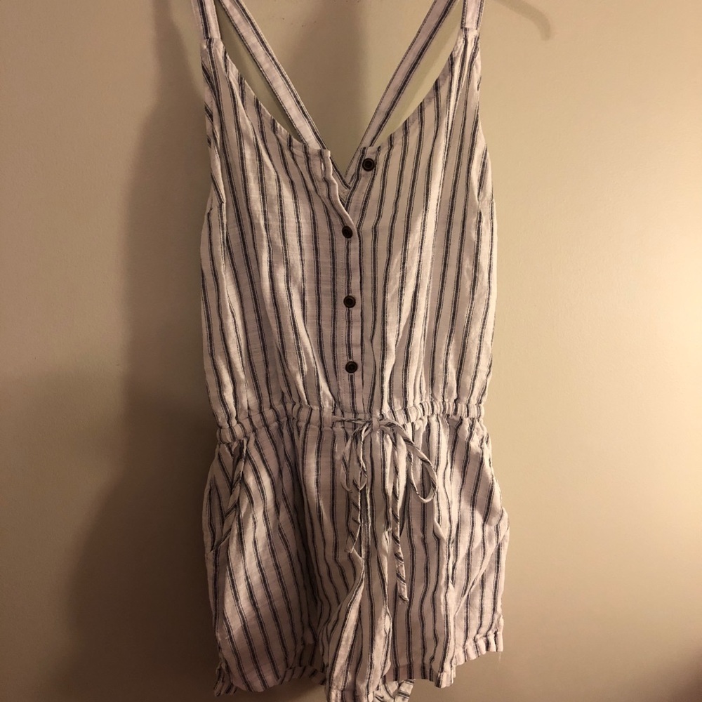 Beachy Old Navy Romper!